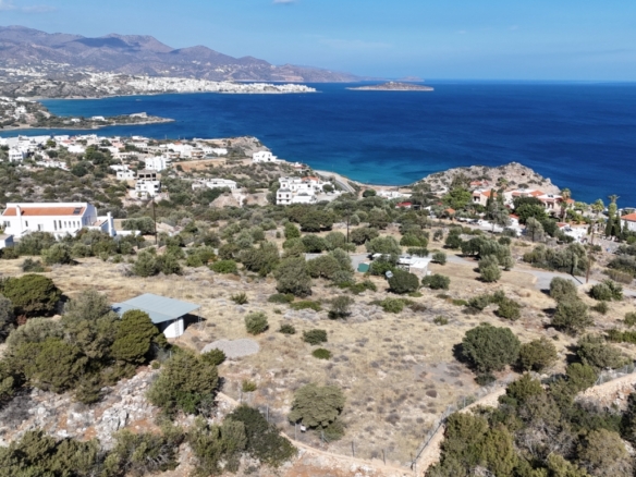 Land plot of 12.666m2 for sale in Ammoudara of Aghios Nikolaos