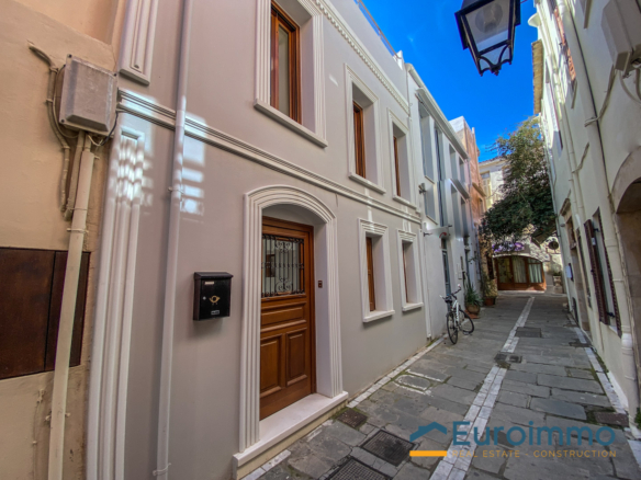 Old Town Rethymno 135sq.m. 3-storey House for sale.