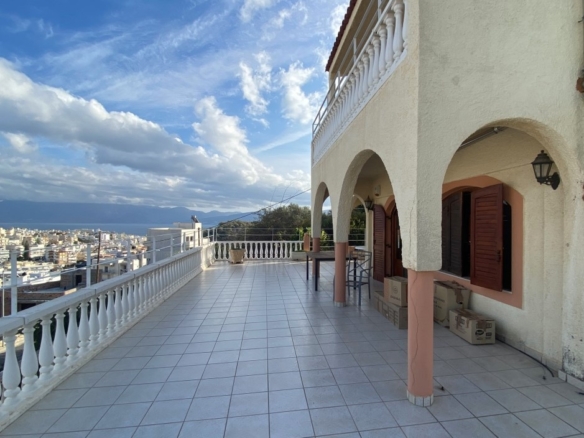 Two storey  deatched house of 5 bedrooms for sale in Aghios Nikolaos