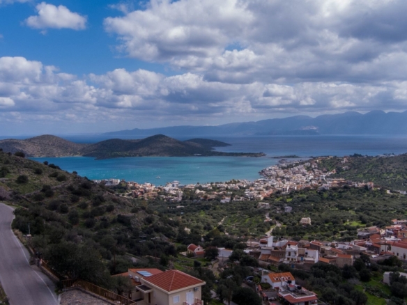 Plot with panoramic sea view to Elounda Bay for sale